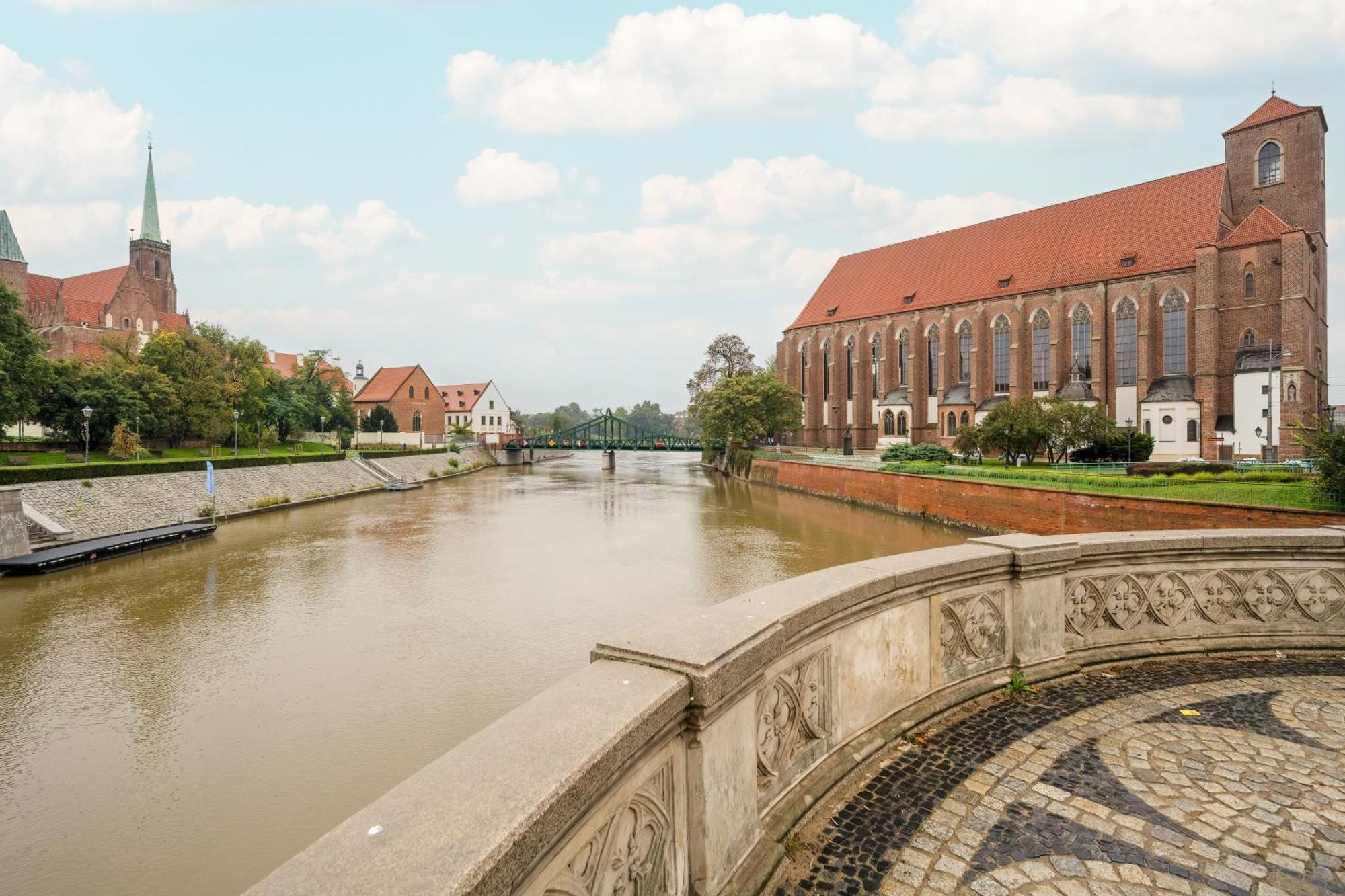 Eleganckie Studia Wyspa Slodowa By Noclegi Renters Wroclaw Exterior photo